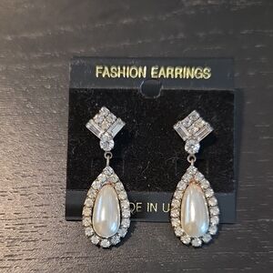 Elegant Pearl Rhinestone Dangle Drop Earrings